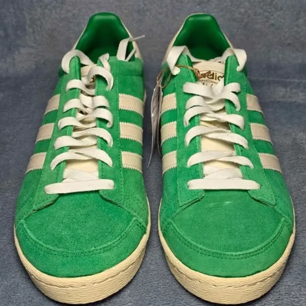 Adidas Jabbar Lo Green Suede Sneakers Men's 11.5 / Women's 12.5
